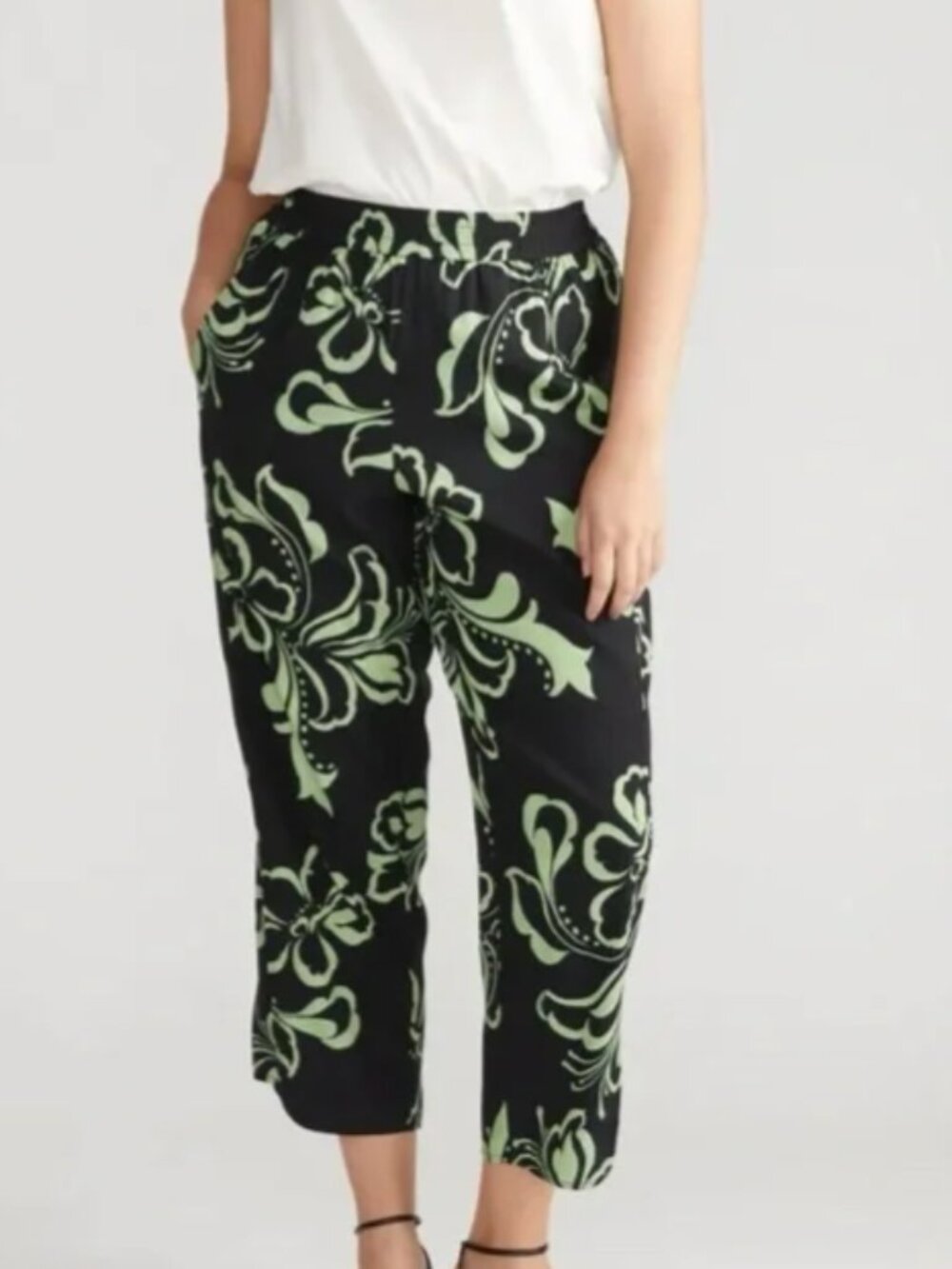 Universal Standard Cooling Stretch Cupro Pant - Capoterra Hibiscus, Size M (2X)